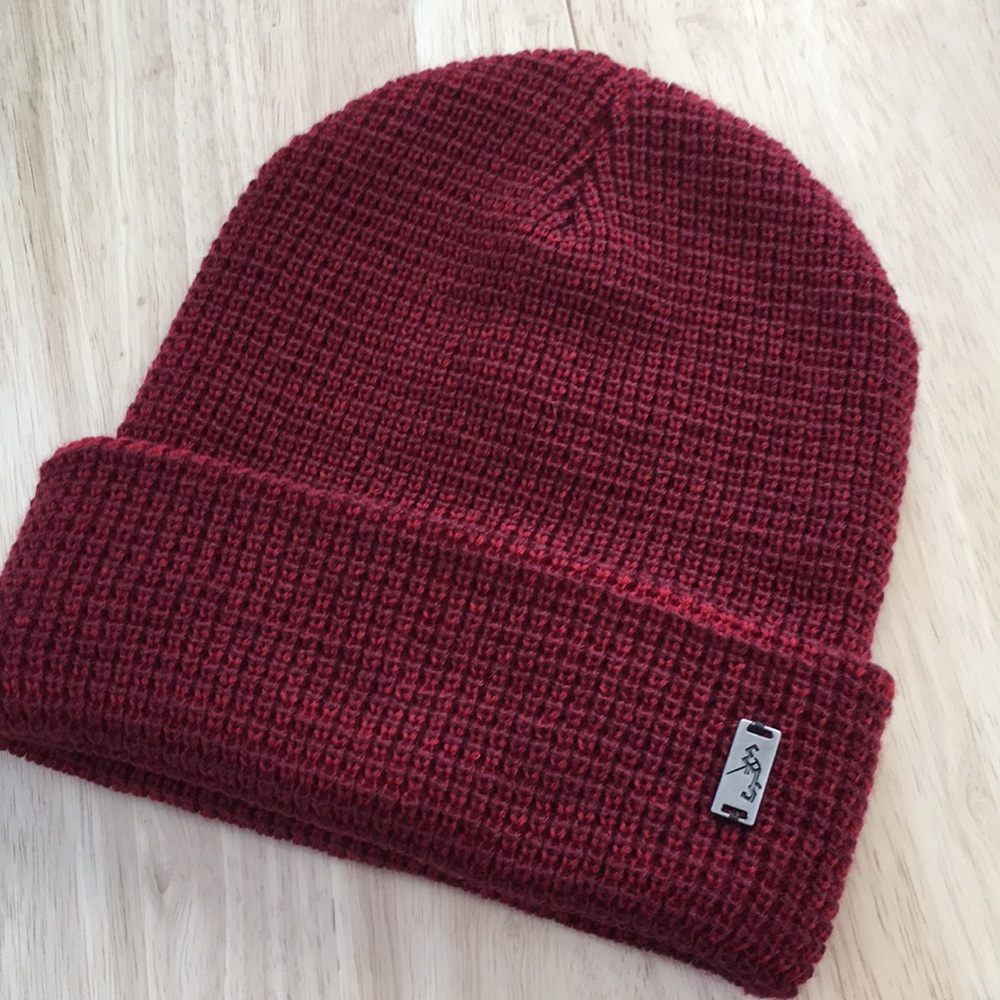 Amazing never worn eastern mountain sports beanie